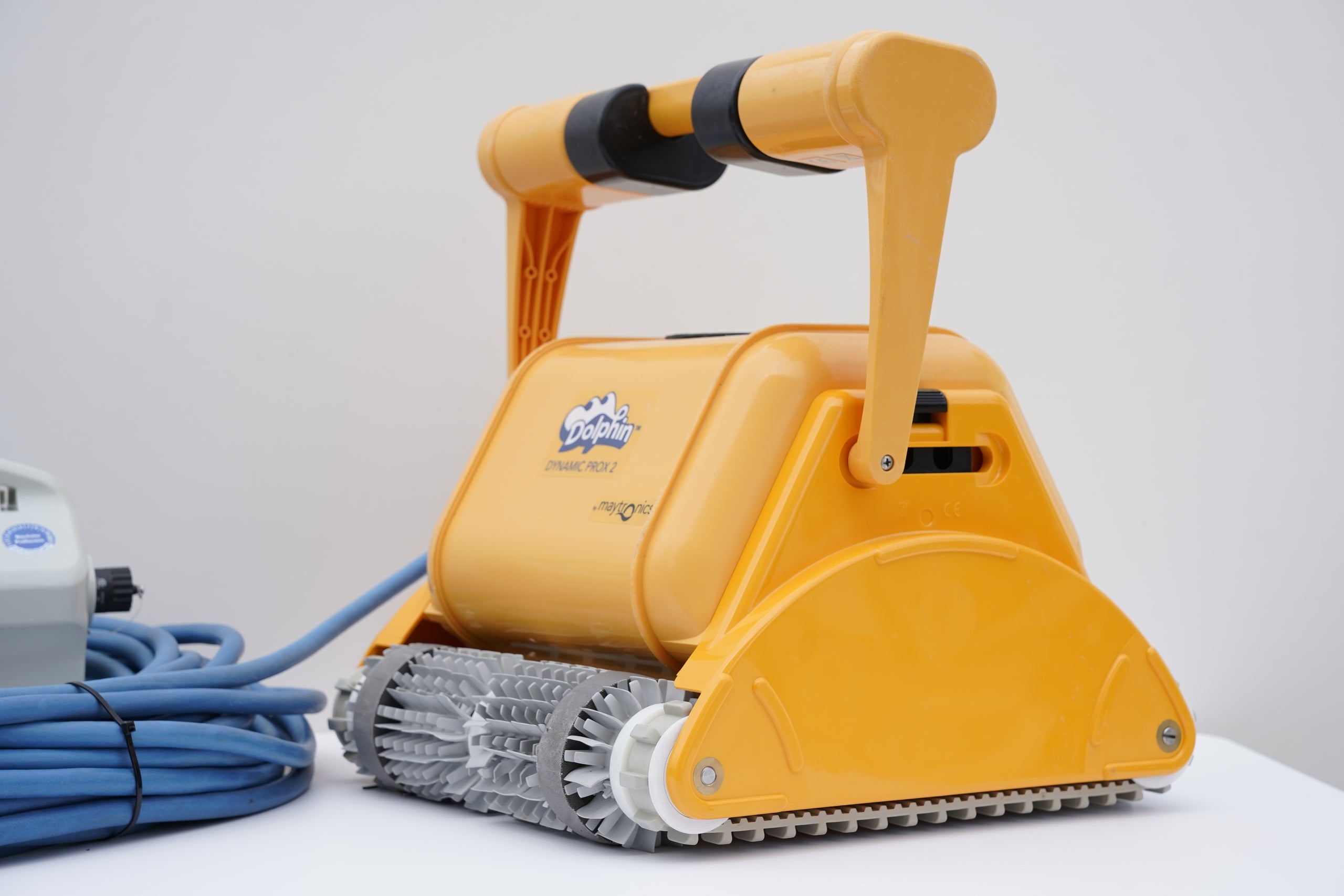 Dolphin Dynamic Pro x2 Pool Robot