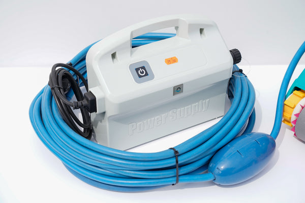 Dolphin Diagnostic Pool Robot