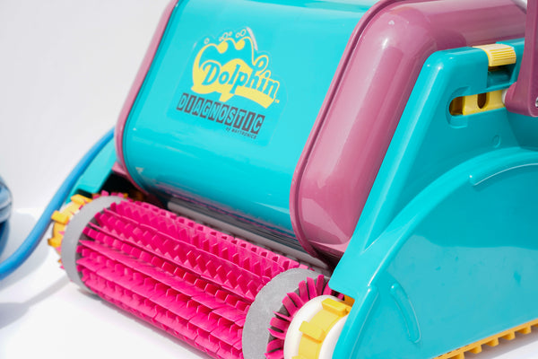 Dolphin Diagnostic Pool Robot