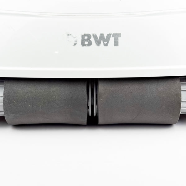 Gehäuse Poolroboter BWT D300 / D200 mit Filtern und Bürsten | GEBRAUCHT – (OHNE Motoreinheit, Kabel und Netzteil)