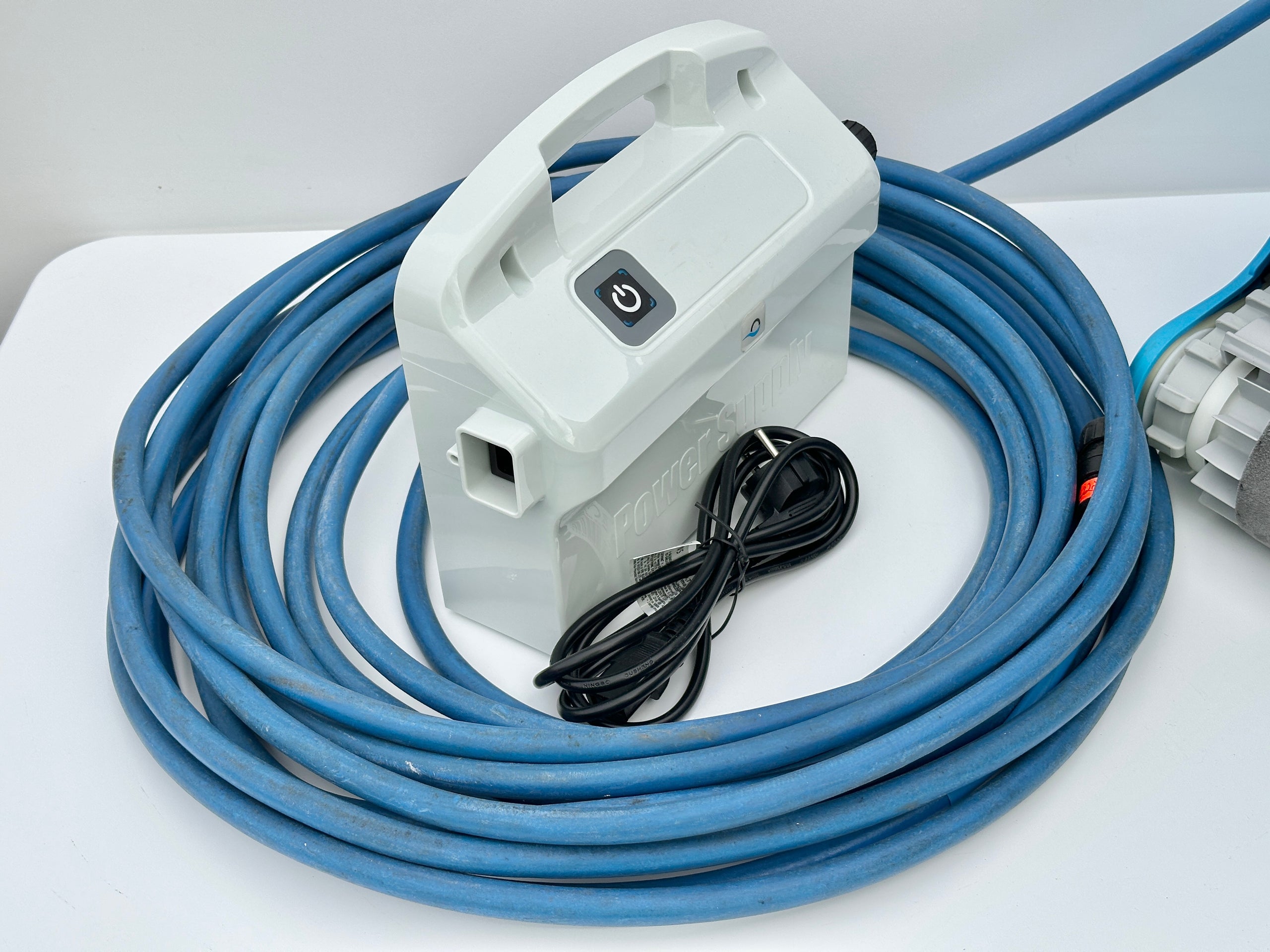 Poolroboter Dolphin Maytronics F60