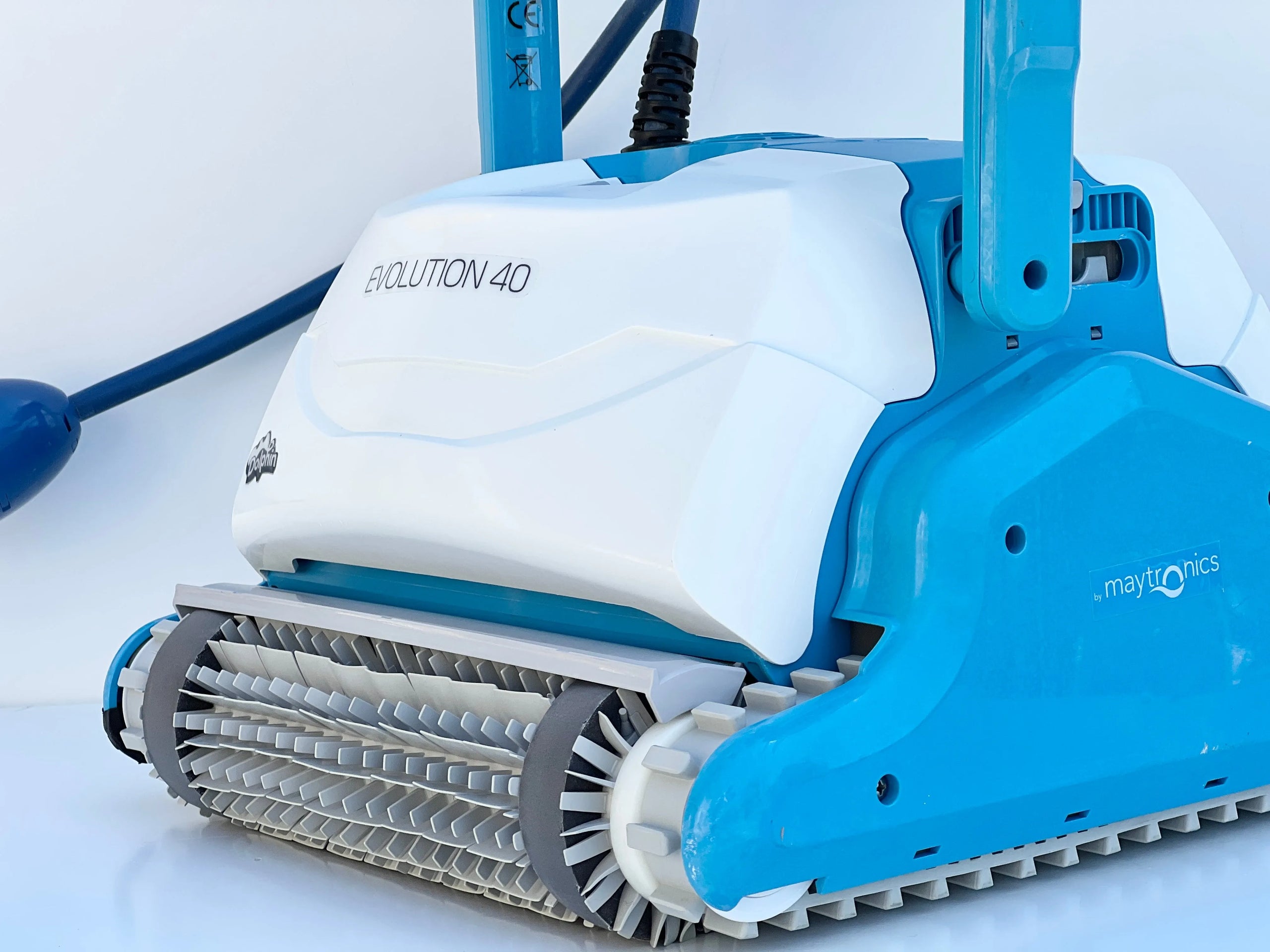 Dolphin Evolution 40 Pool Robot