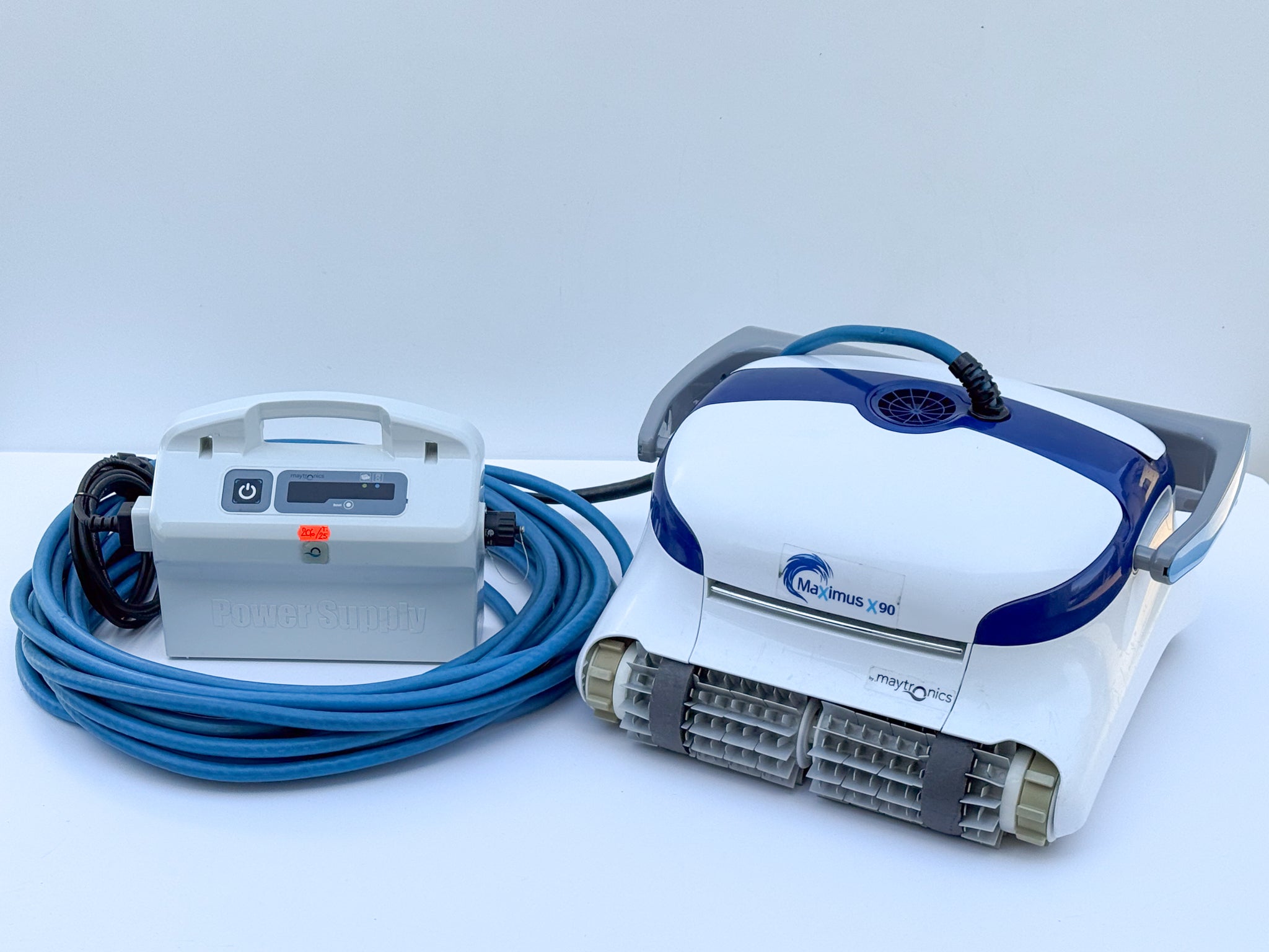 Poolroboter Dolphin Maytronics Maximus X90