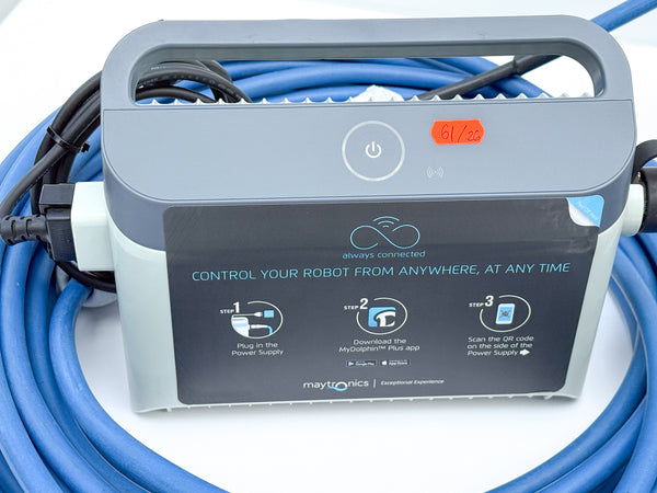 Dolphin Maytronics Ultimate Active Pool Robot