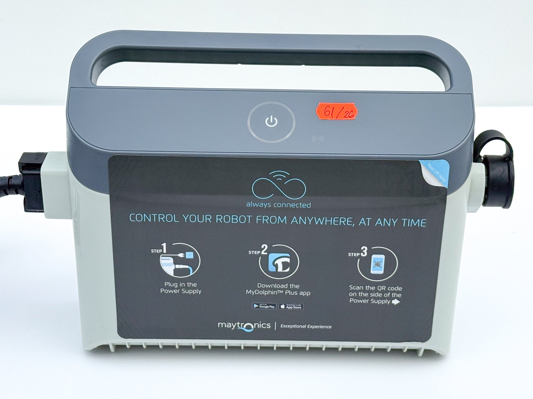 Dolphin Maytronics Ultimate Active Pool Robot