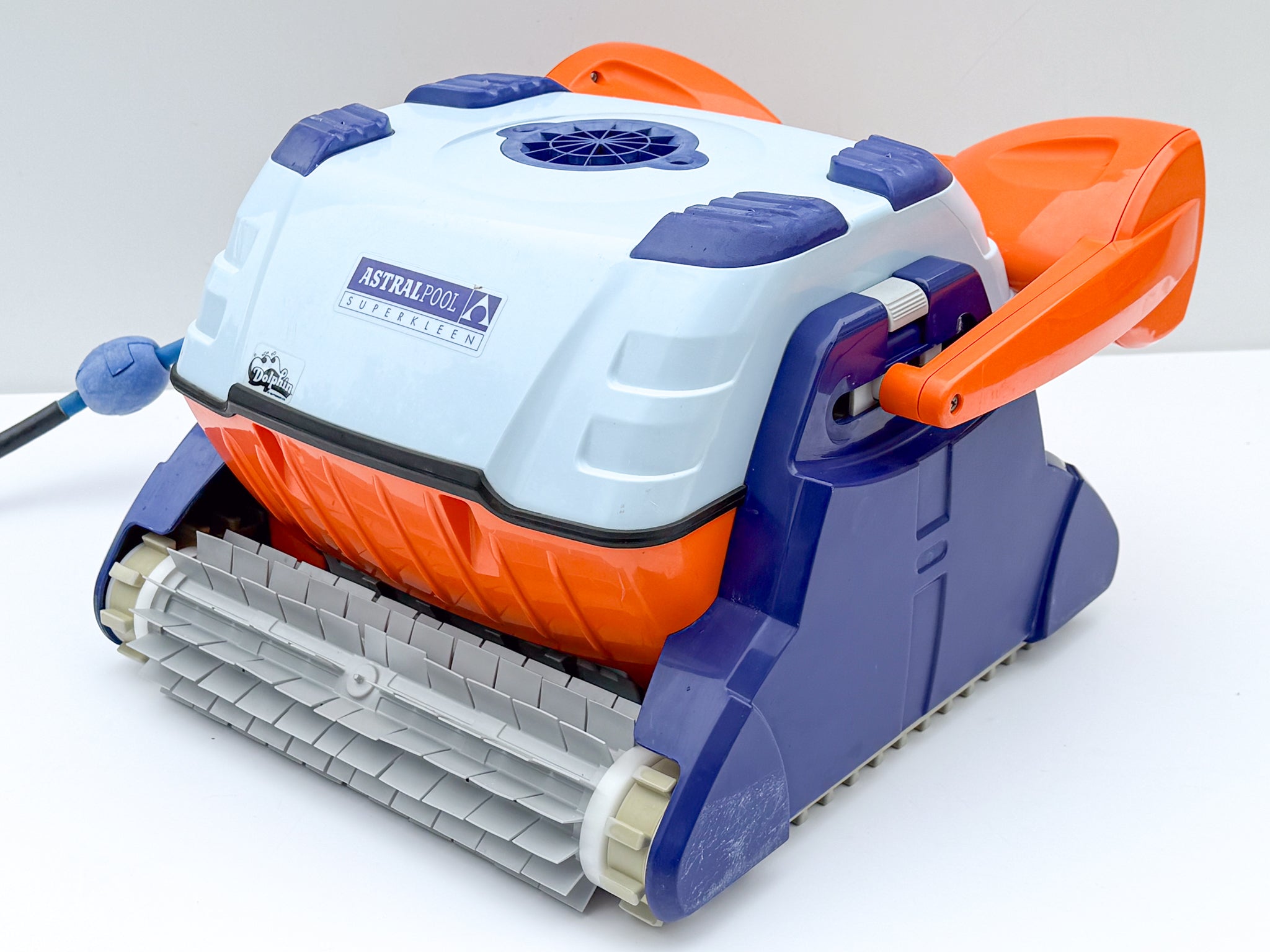 Dolphin Astralpool SuperKleen Pool Robot