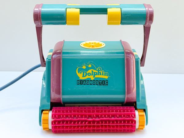 Dolphin Diagnostic Pool Robot