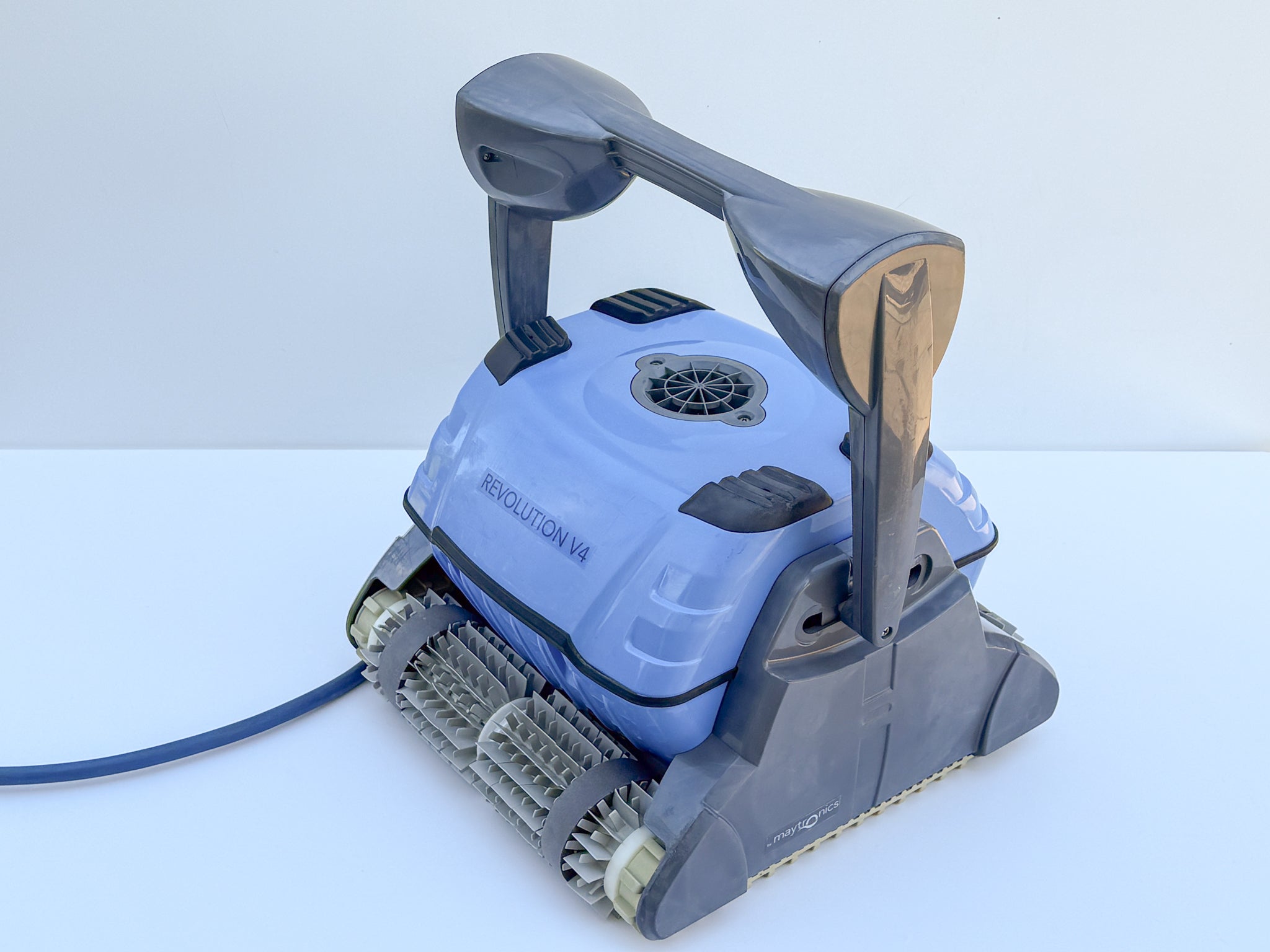 Robot piscina Dolphin Revolution V4