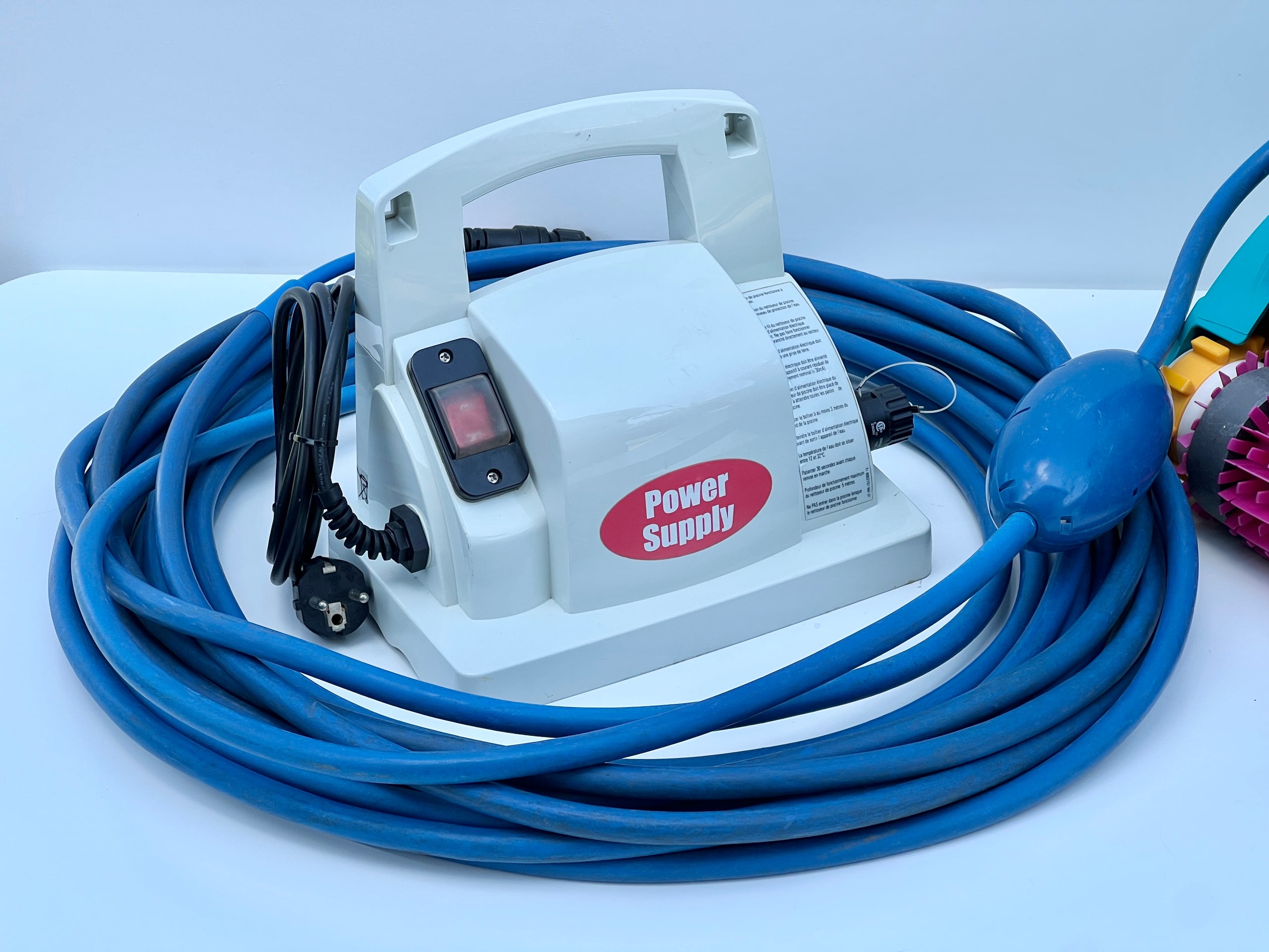 Dolphin Diagnostic 2001 Pool Robot