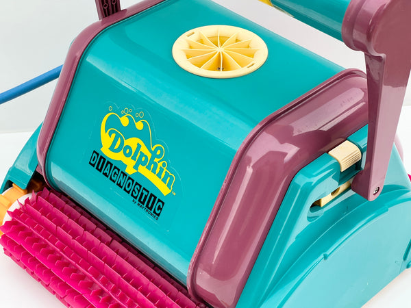 Dolphin Diagnostic Pool Robot