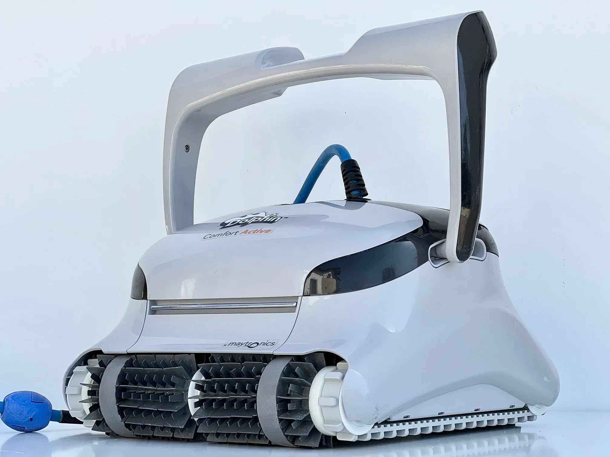 Dolphin Maytronics Comfort Active Pool Robot