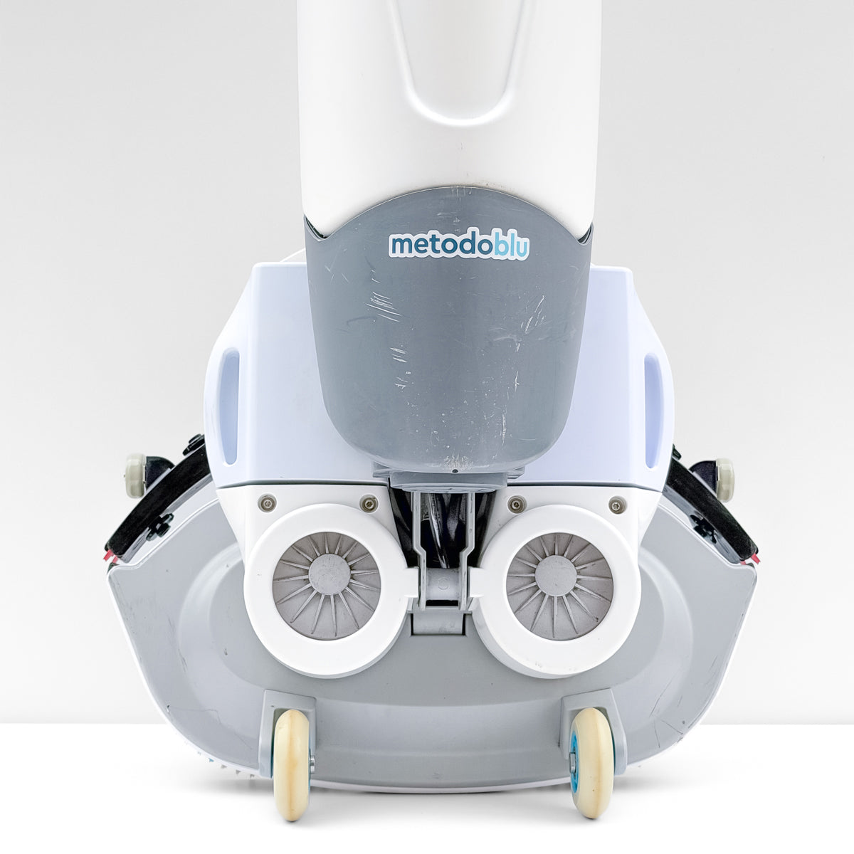 I-mop XL floor scrubber dryer